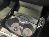 安心のBMW認定中古車は100項目の箇所を徹底的にチェック致します。機械的な箇所や電気系、コンピューターなどをご納車前に点検し、交換基準に達した部品は全て新品に修理返品した後にご納車致します。