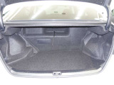 開口部の広いラゲージスペースは、ゴルフバックなどの荷物もラクラク積み込めます。