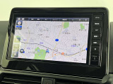日産ディーラーナビ、フルセグTV、Bluetooth機能が付いておりますので快適にドライブを楽しむ事が出来ます。