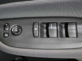運転席のスイッチ類です。