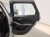 BMWプレミアムセレクション前橋では、高年式低走行モデルからMモデル、年式が経ちなかなかディーラーでは見かけないモデルまで幅広いラインナップで認定中古車を取り扱っております。品質に自信があります。