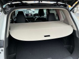 トノカバーで外からのトランクの荷物が見えません!