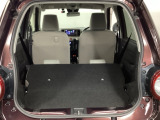 軽い力でサッと倒せるシートアレンジ。急に荷物が増えても、その場でサクッとスペースを広げられます。毎日の『困った』を『助かった』に変える工夫が満載です。