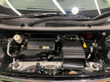 エンジンルームもクリーニング済みできれいですよ。日産の整備士がしっかりと丁寧に点検していますので安心してお乗りいただけます