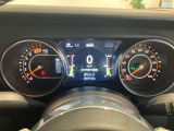 デジタルメーターで車両情報やコンディションも表示ができます。