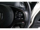 Hondaセンシングの機能のひとつ、アダプティブクルーズコントロール付!アクセルから足を離しても設定したスピードと前車との車間を保ち走行してくれます!車線維持もアシスト☆高速道路で疲労軽減ですね☆