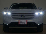 LEDヘッドライト(オートハイビーム機能付)が搭載されており、遠くまで明るく均一に照らし、高速道路等での安心感が向上しております。