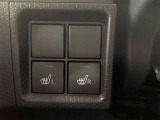 運転席&助手席シートヒーター装備、寒い日もカラダを温め快適にドライブ。