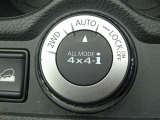 【オールモード4&times;4-i】AUTOは、スタンバイ方式の4WD!通常は前輪で走行しスムーズな走行で燃費向上。前輪が滑り出すと瞬時に後輪に適切なトルク配分を行い雪道や滑りやすい路面でも空転せず安定した走行が可能♪