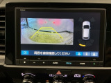 バックカメラが付いているので、車庫入れもラクラクです♪更にバンパーに取り付けられたソナーセンサーで、障害物を音とナビゲーション画面で知らせてくれます♪