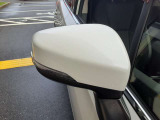 デザイン性だけでなく、ドライバーの巻き込み防止など安全運転をサポート致します!周囲からの視認性にも優れていて安心です!