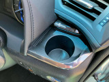 運転席側ドリンクホルダー