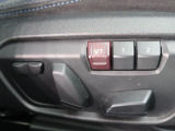 【メモリー機能付きパワーシート】運転手が代わってもボタン一つで設定ポジションに。常にご自身のドライブ設定が整います。