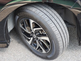 205/60R16タイヤはブリジストン製の新品タイヤに4本共交換済みです!
