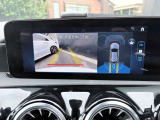バックカメラが使用可能でございます。駐車が苦手な方も後方の映像を確認しながら後退する事が出来ますので安心できます。また、画像も鮮明でございますので物体の確認も容易に確認する事が出来ます。
