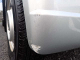 傷が気になるお客様は是非、現車を見にお越しいただければ思います。スタッフがお客様のご不安を払拭できるように誠心誠意ご案内させて頂きます。