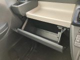 延長保証につきましてはお求めいただく車両によって保証料が異なりますので、当店スタッフまでお気軽にお問い合わせくださいませ。