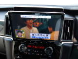 車内の温度調整も簡単楽々デュアルオートエアコン!