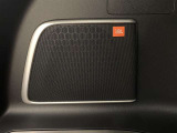 JBLのスピーカーが嬉しいですね♪