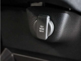◆12V電源ソケット◆スマートフォンの充電等にも便利な電源ソケット!使いやすい場所に装備されています。