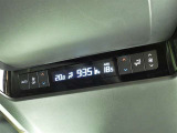 後席空調システムで室内空間も快適です!
