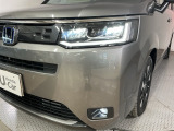 【LEDヘッドライト】ディスチャージヘッドライト(HID)と同等の明るさで、夜道や雨天走行が明るく視界良好!! フォグライトも装備で、安心感さらにUPです♪安心ドライブを楽しんで下さい♪