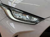 ○暗い夜道も明るく照らします○LEDヘッドライト装着車! 夜間のドライブも安心ですね♪消費電力が少なくて明るいなんて、◎です☆