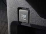 ◆アクセサリーソケット◆ドラレコの電源やスマートフォンの充電等に使用できる便利な電源ソケット!使いやすい場所に装備されています。