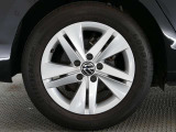 メーカー直営認定中古車 1オーナ 禁煙車 IQLEDライト 純正ナビ ブルートゥース接続 カープレイアンドロイドオート対応 デジタルコックピット アダプティブクルーズ バックカメラ スマートキースペア有