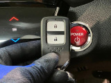 品質へのこだわり!フロアマットやシートなど車内をキレイに清掃し、ニオイや汚れなどを徹底的にクリーニングしてもらっております。室内はピカピカです☆