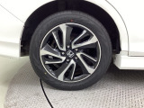 純正アルミホイール☆Honda車にぴったりなデザインです。