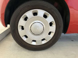 八光自動車社内でホイールキャップを塗装おこなっております。車体などご希望があれば塗装致します。