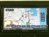 鮮明な表示で、視認性の高い地図画面。スムーズなナビゲーションで、目的地への道案内をしてくれます。安全運転をサポートします。