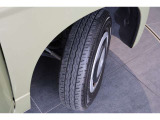 タイヤサイズは145/80R12を装備しております!!