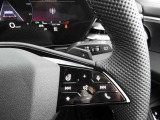 ドイツ車には特徴があり、メーターのメモリに一部色がついています。これはドイツでは推奨速度という考えがあるためです。安全で快適に走る際に適している速度を指しています