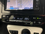 オートエアコン付きです。設定した温度に常に保ってくれます。快適なドライブをお楽しみください。