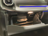 当店専用の工場もございます。点検から車検、不具合やメンテナンスも承ります。
