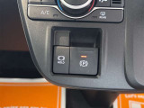 操作のしやすさが分かるスイッチ類。装備有無と配置、文字消えや使用感までチェックできます。