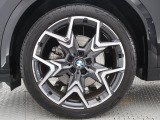 BMWならではの卓越した走りを支えるホイールと足回りです!