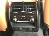 車両の詳細、ご質問につきましては、営業スタッフまでお気軽にご連絡下さいませ。遠方のお客様には実車の詳細動画送信も承ります。お問合せをお待ち致しております。