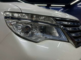 【LEDヘッドランプ】ハロゲンヘッドランプの約2倍の光量でより明るく遠くを照らし、夜間走行時の視認性を高めます。さらに長寿命や、省電力も魅力ですね♪