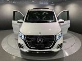 メルセデスの認定中古車には、経験豊富なメカニックが最大100項目にも及ぶ点検・整備項目が設定されています。