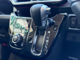 【 シフト 】スムーズなシフトチェンジで快適にお車を操縦していただけます!//