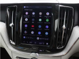 Google搭載のボルボなら、車内にいながら多彩なデジタルライフをお楽しみいただけます。Google Playから必要なアプリをダウンロードして、有意義な移動時間を楽しみましょう。