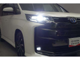 話題のLEDヘッドランプが採用されております! 省電力で長寿命、しかもとても明るく熱くなりにくい性質を持ったライトになります。虫も寄ってきにくい性質も持っております。