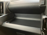 延長保証につきましてはお求めいただく車両によって保証料が異なりますので、当店スタッフまでお気軽にお問い合わせくださいませ。