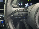 ステアリングスイッチ装備!運転しながら手元でオーディオの操作などができます。