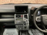 ■POINT■車のことがよくわからない...そんな方でも大丈夫です!知識豊富なスタッフが丁寧に説明させていただきます。