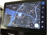 純正ナビを装備。タッチパネル式で使いやすく、お出かけもラクラクです。