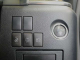 寒い冬に嬉しいステアリングヒーター♪